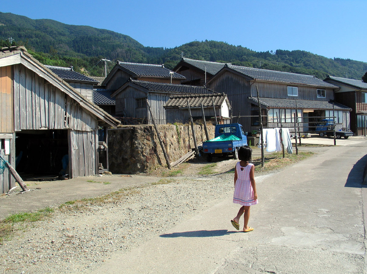 Dorf auf der Insel Sado, Präfektur Niigata