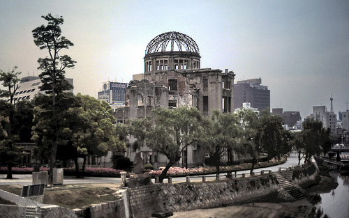 Mahnmal: Ruine des ehemaligen Gebäudes der Industrie- und Handelskammer von Hiroshima.