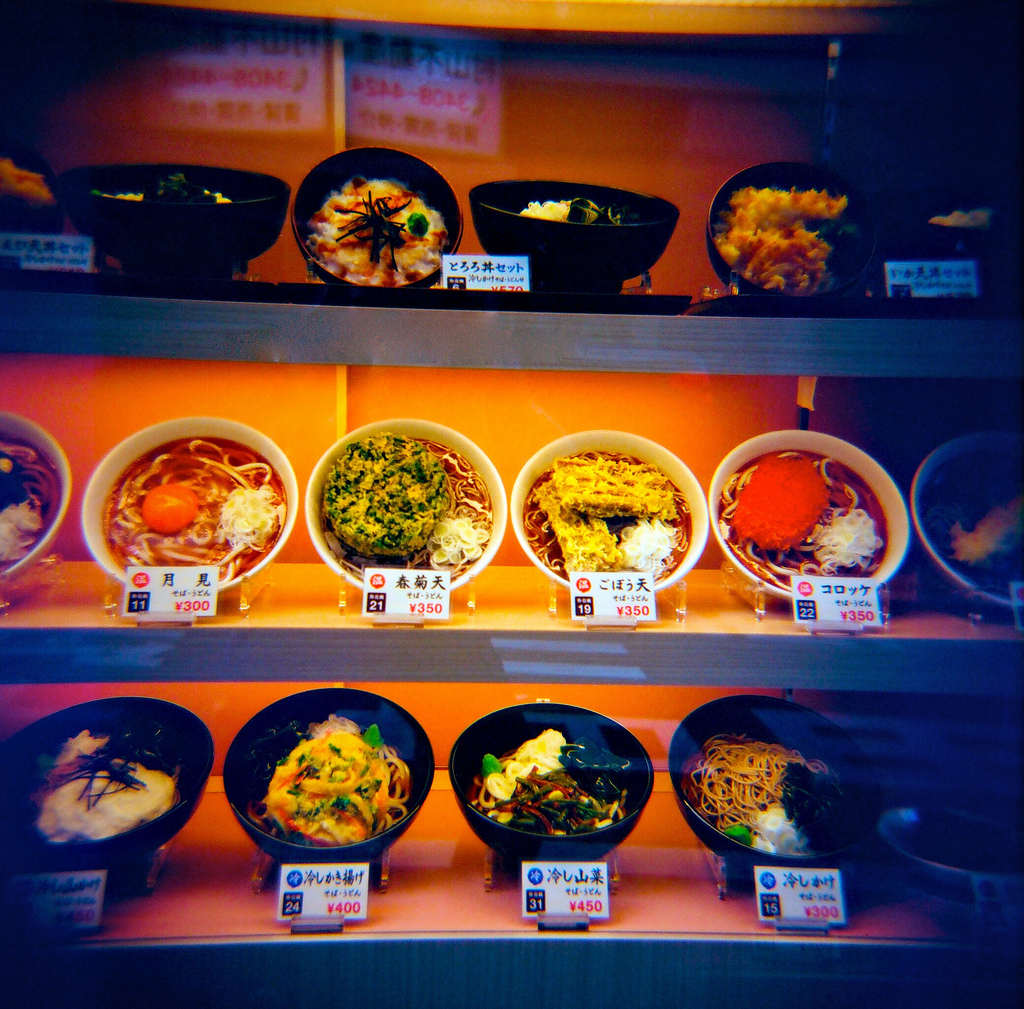 Essensimitate aus Plastik in einem Tokioter Restaurant.