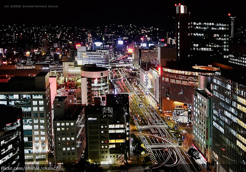 Die Hauptstadt der Yamaguchi-gumi: Kobe in der Nacht.