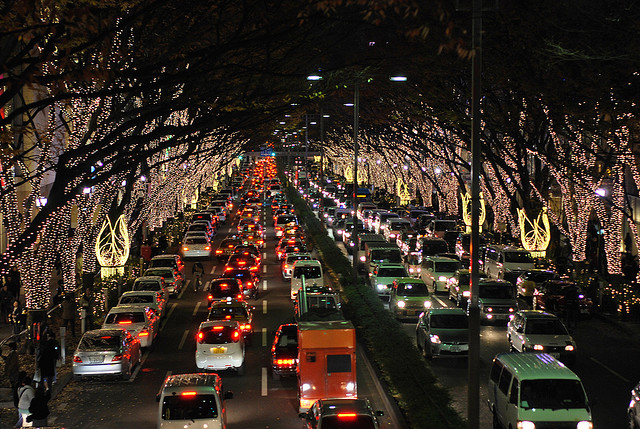 Die Champs-Elysée Tokios: Omotosando im Dezember.