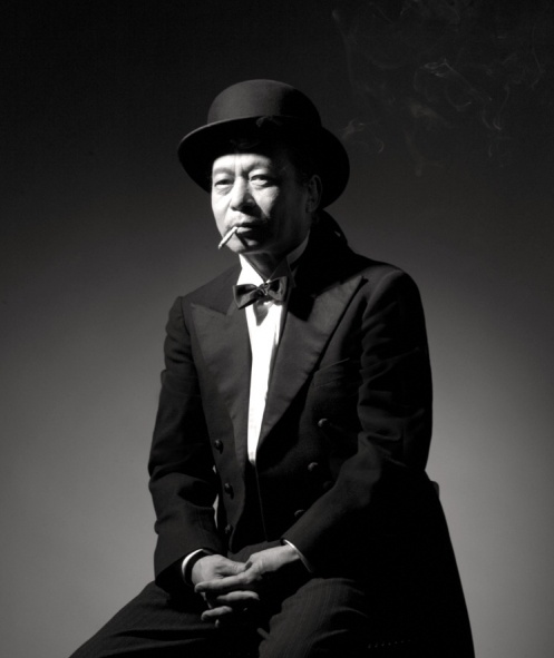 Der rauchende Musikpoet: Damo Suzuki.