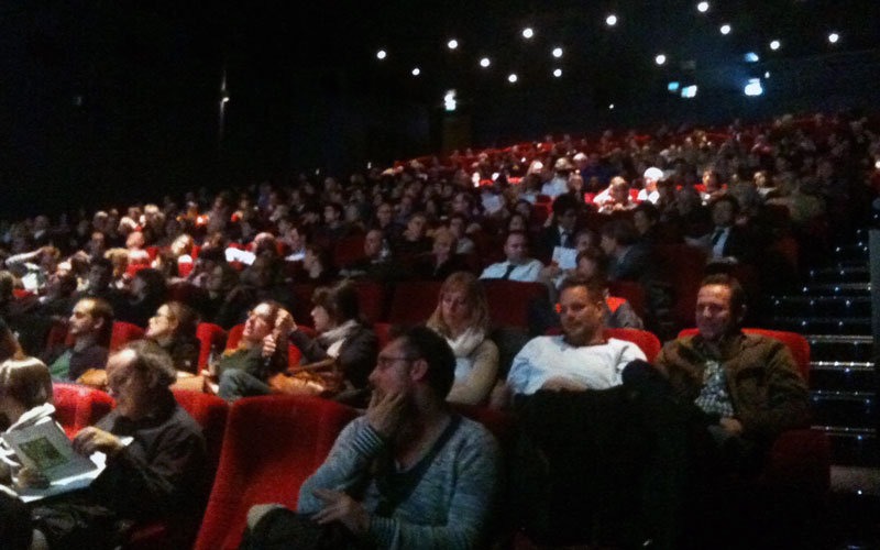 Das Negative-Nothing-Publikum am 12. November 2012 im Cinema Abaton in Zürich.