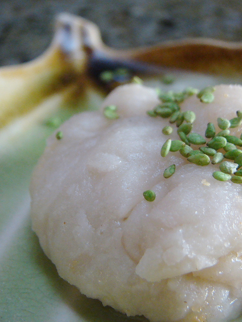 Süss, salzig oder geröstet: Mochi kann in zahlreichen Varianten verspeist werden.
