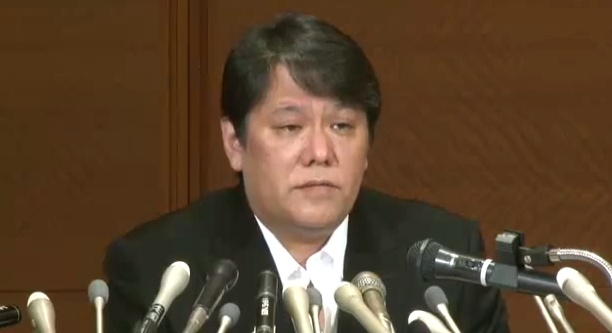 Samuragochi während seiner Pressekonferenz.