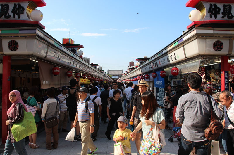 Ein beliebtes Touristenziel: Der Senso-Tempel in Asakusa, Tokio.