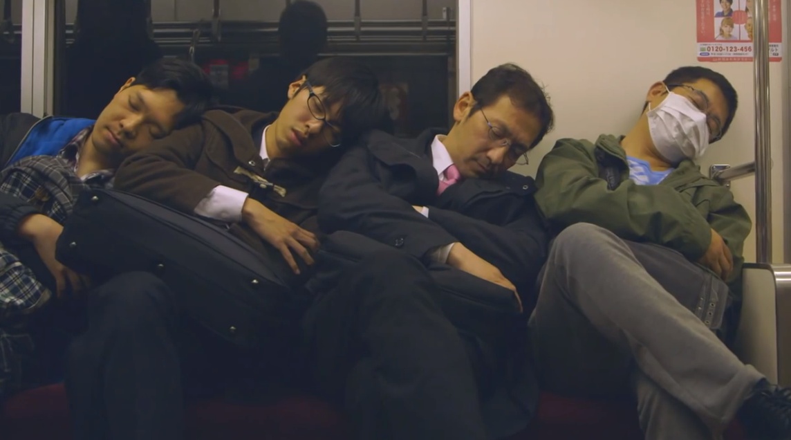 Schlafen im Zug.