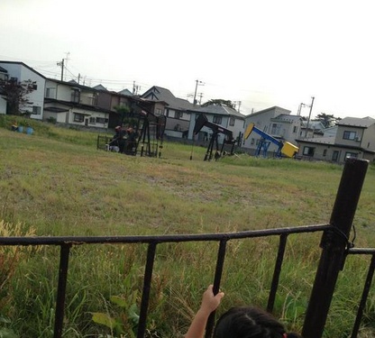 Die Ölpumpe im Garten in Yabase, Akita.
