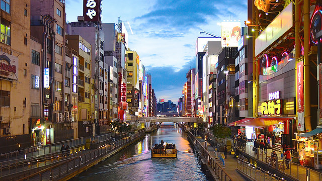 Der Dotonbori-Kanal in Osaka.