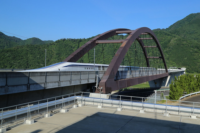 Der Maglev auf der Teststrecke in der Präfektur Yamanashi.