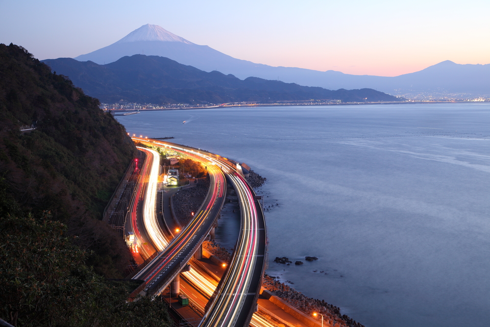 Blick auf den Fuji: Der Tomei-Expressway in Shizuoka.