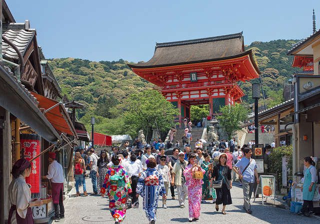 Beim Kiyomizudera in Kyoto.