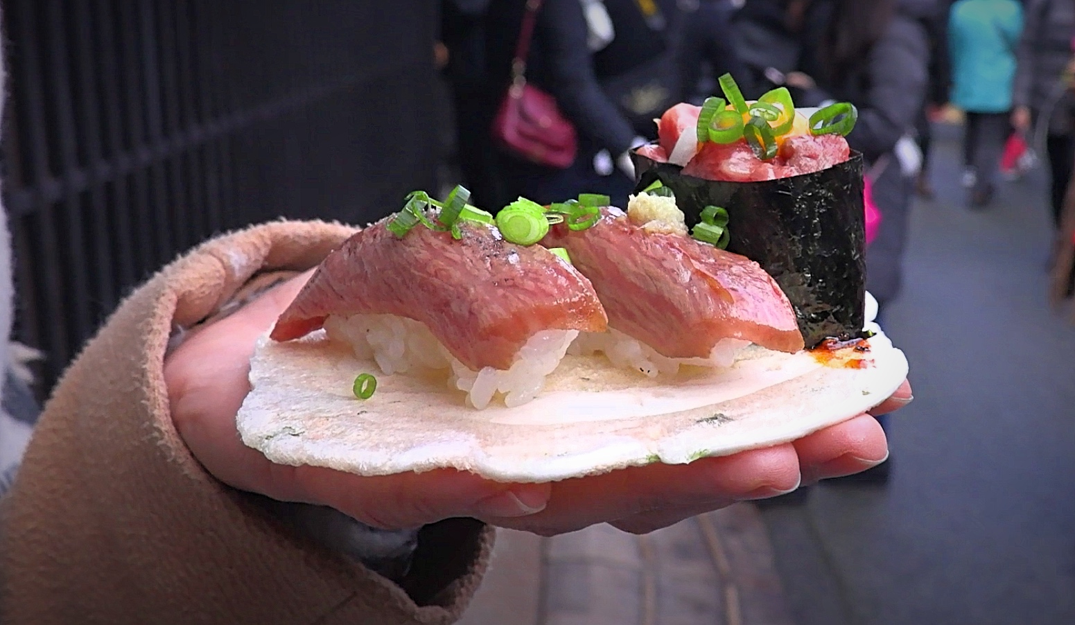 Sushi aus Hida-Rindfleisch.