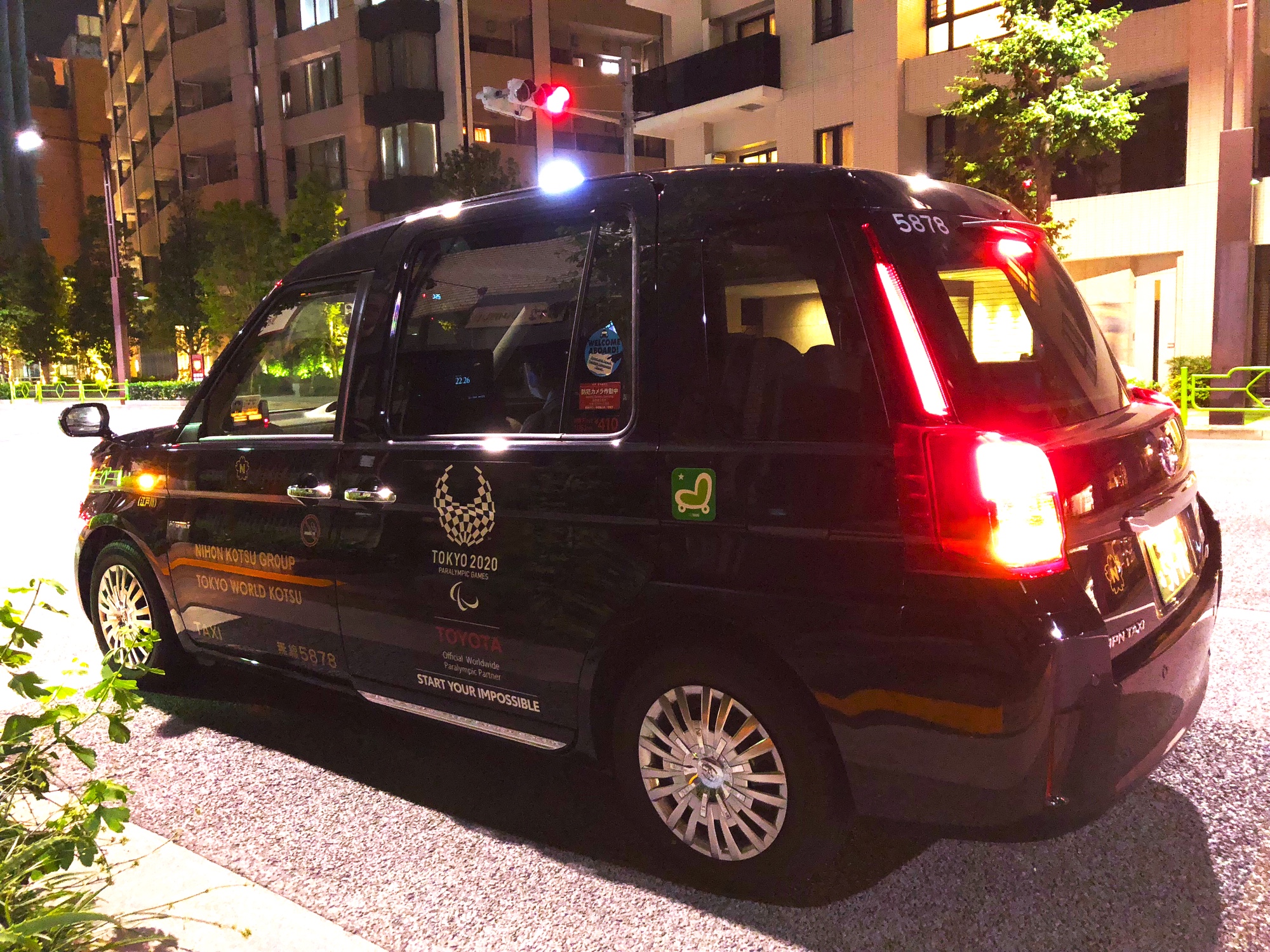 Das neue japanische Taxi im Einsatz.