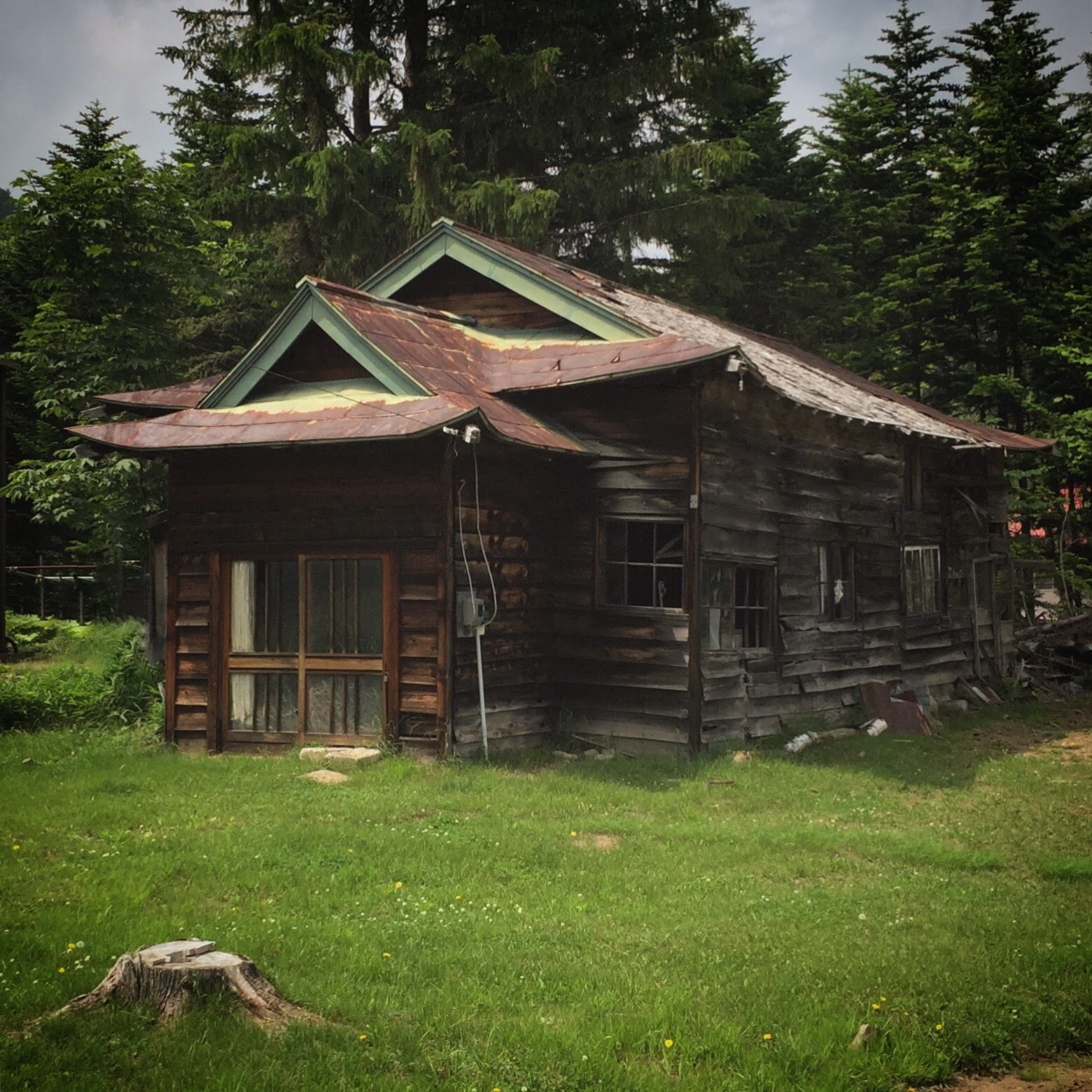 Ein verlassenes Haus in Hokkaido.