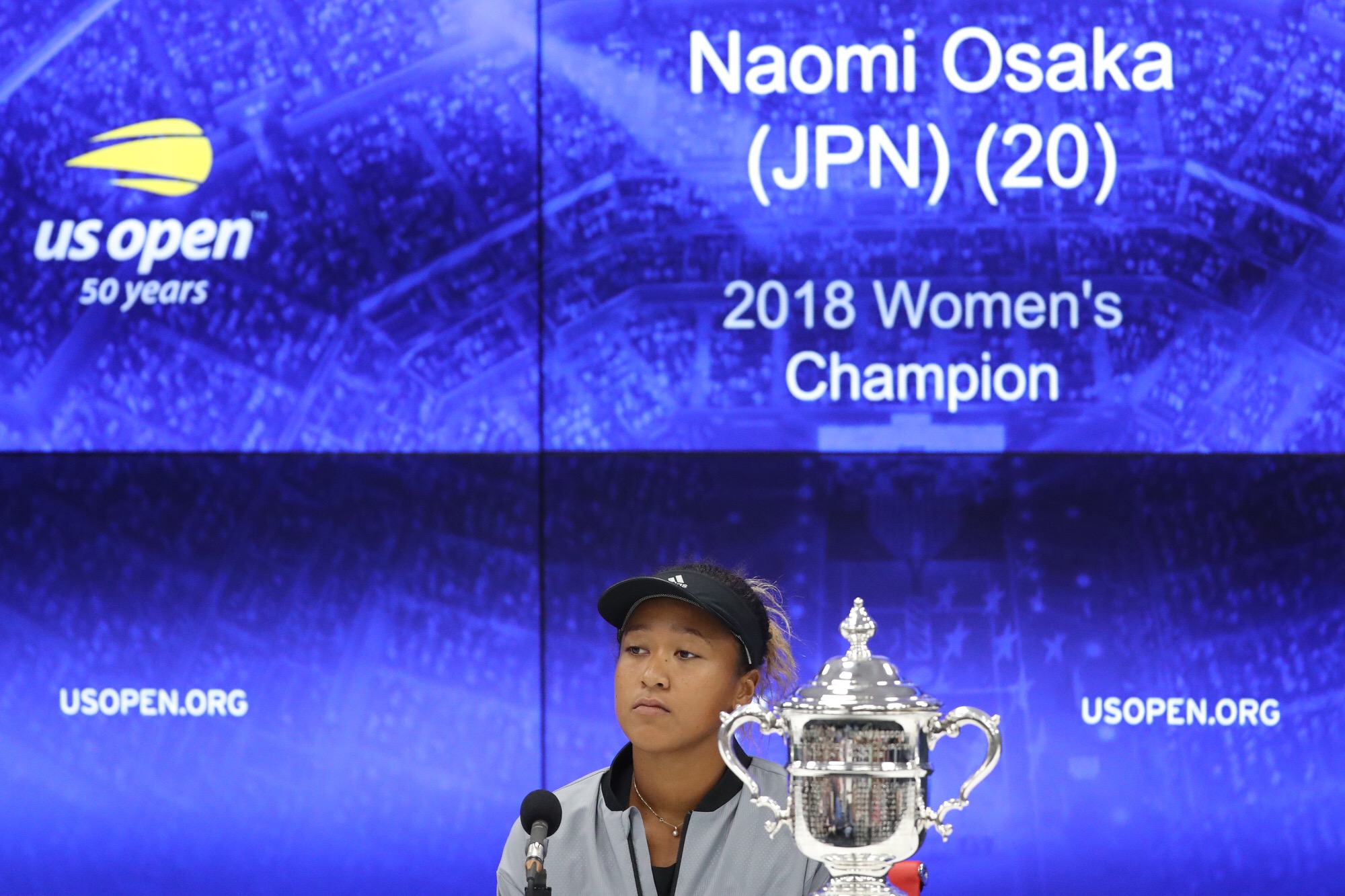 Naomi Osaka an der Pressekonferenz.