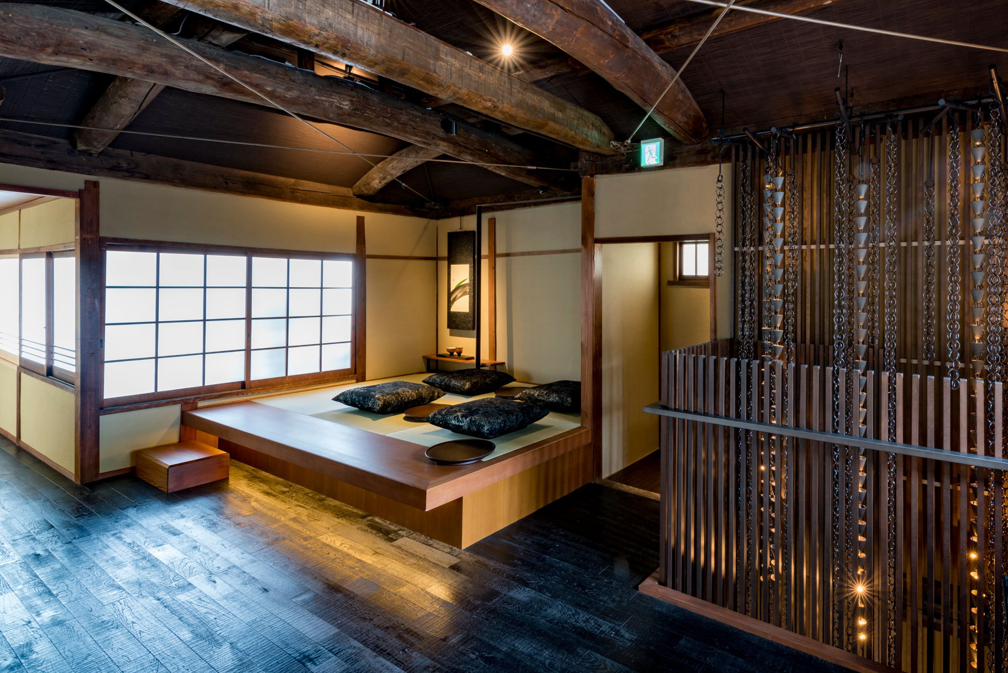 Японские дома купить. Японский стиль Сёин-дзукури. Сёин дзукури спальня. Японский стиль Сёин-дзукури двор. Дом в стиль Сёин-дзукури.