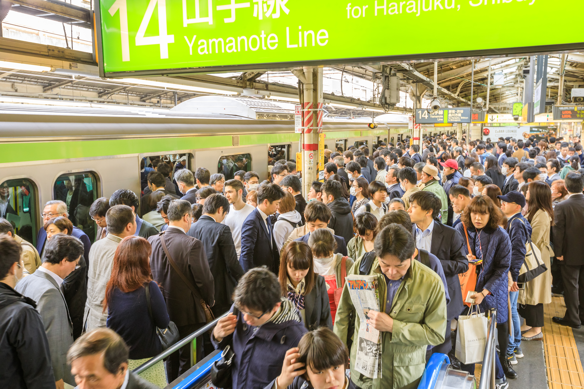 3,5 Millionen Fahrgäste benutzen die Yamanote-Linie täglich.
