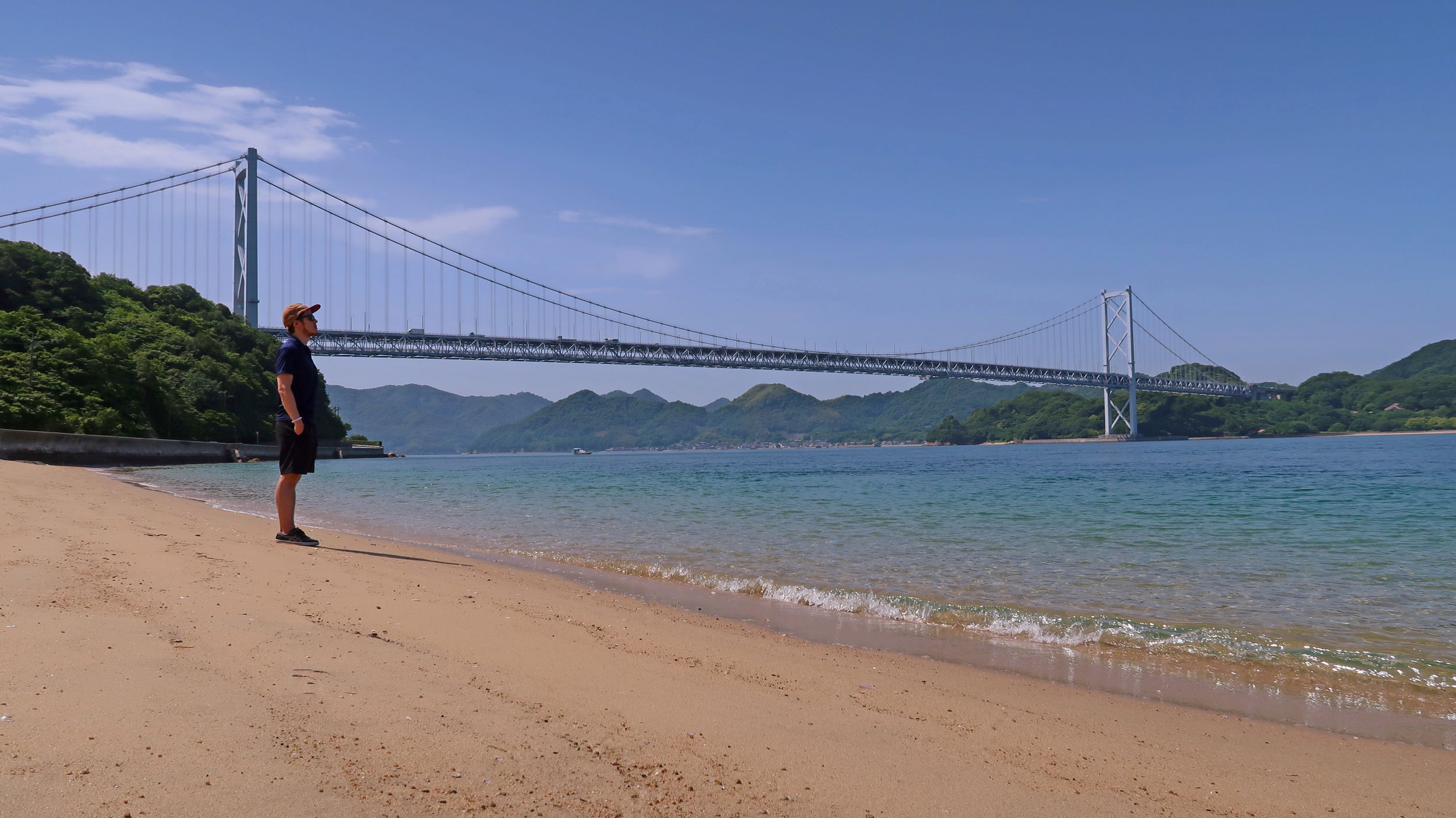 Die Strecke bietet zahlreiche Orte zum Verweilen: Die Innoshima-Brücke.