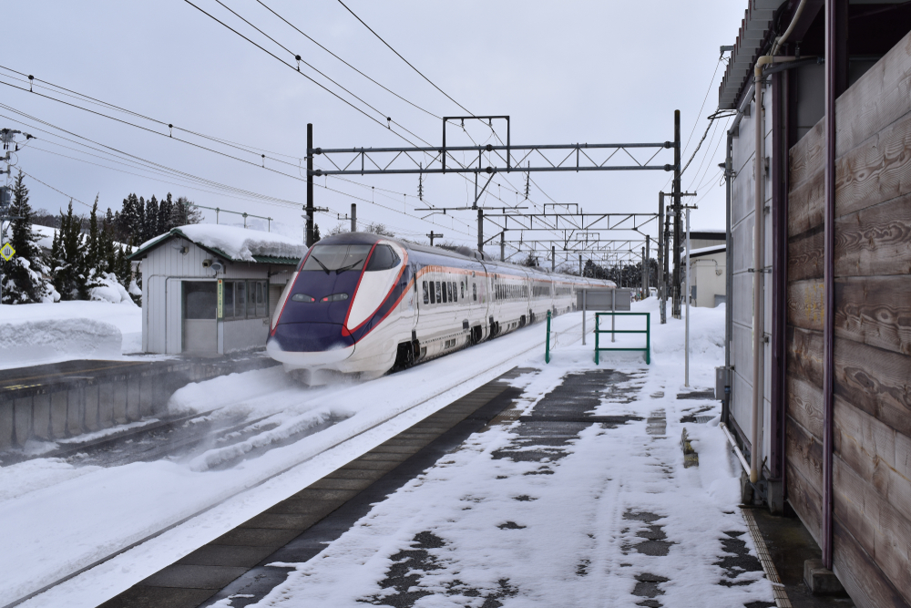 Der Yamagata-Shinkansen im Winter.
