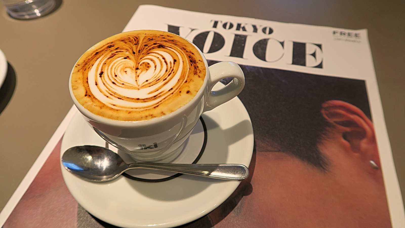 In Tokio gibt es auch bes­ten Kaffee.