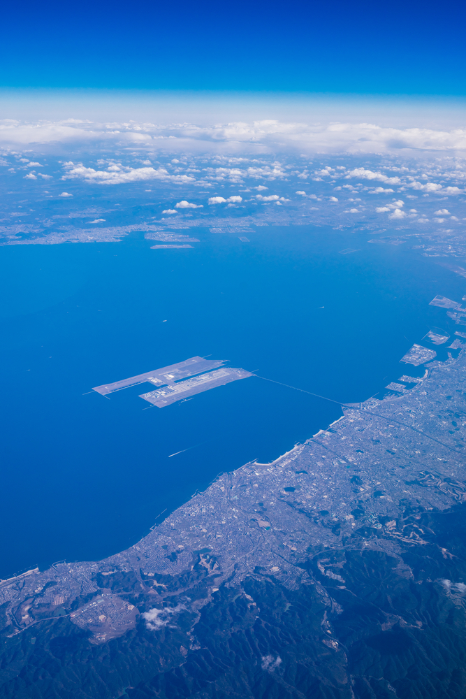Der Flughafen Kansai in der Bucht von Osaka.