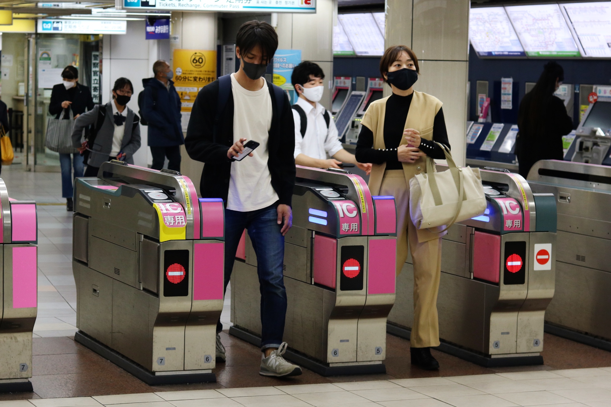 In der Tokioter U-Bahnstation Akasaka-Mitsuke im November 2020.