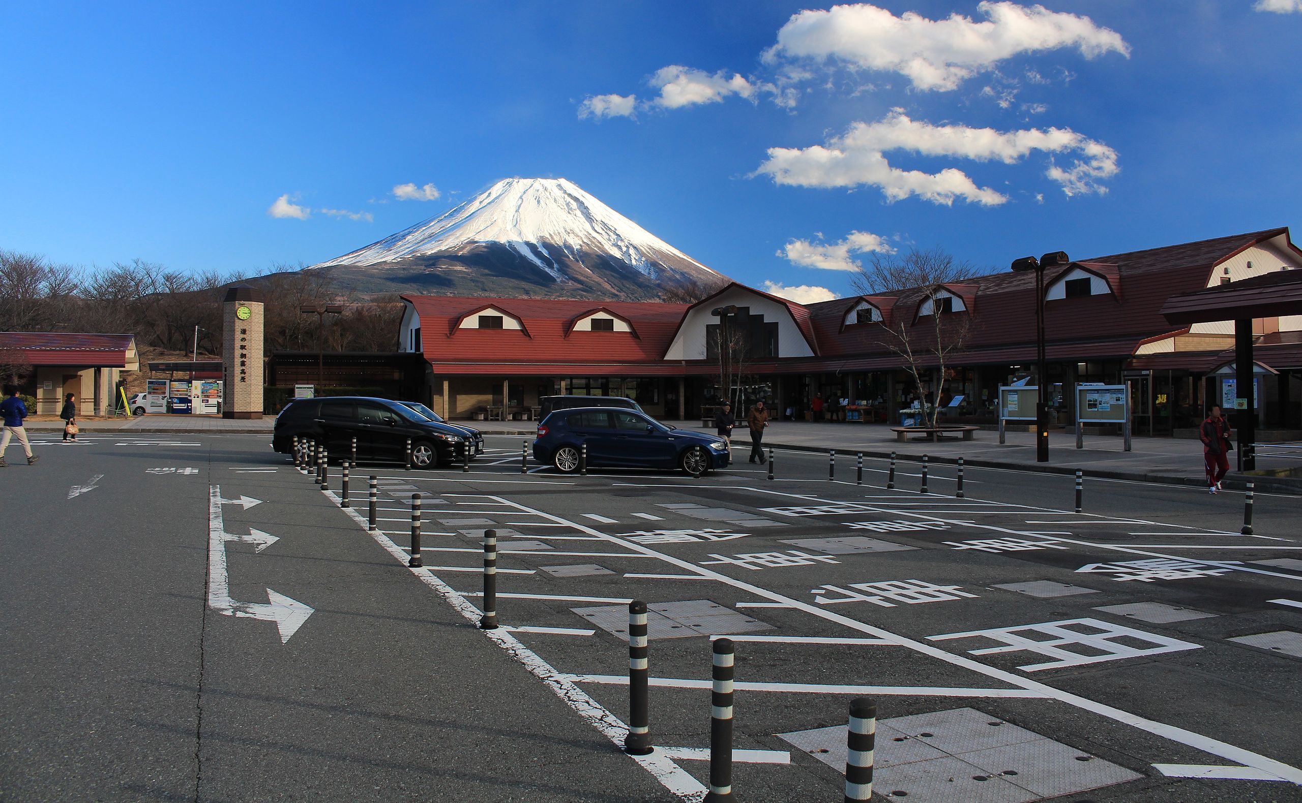 Mit freiem Blick auf den Fuji: Die Raststätte von Asagiri-Kogen.