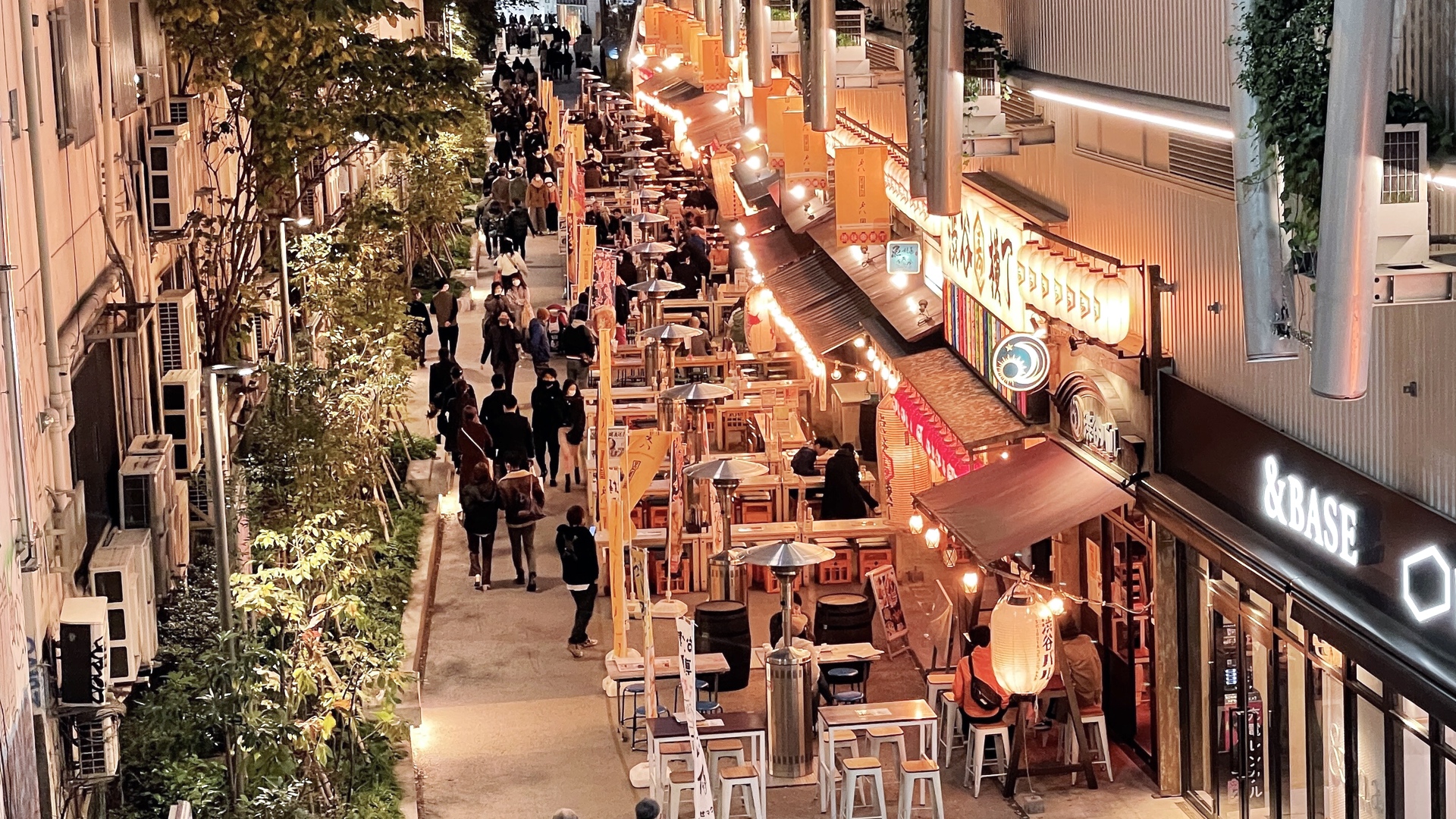 Die Restaurants und Bars trifft es in Japans Notständen am härtesten.