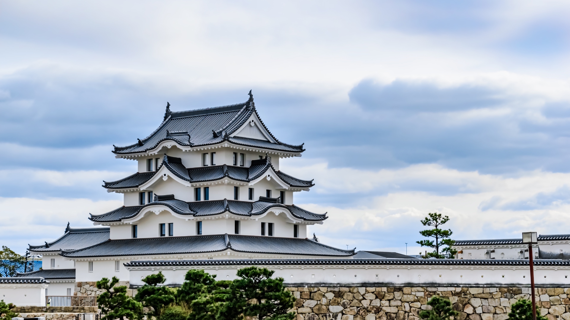 Die neu aufgebaute Burg von Amagasaki.