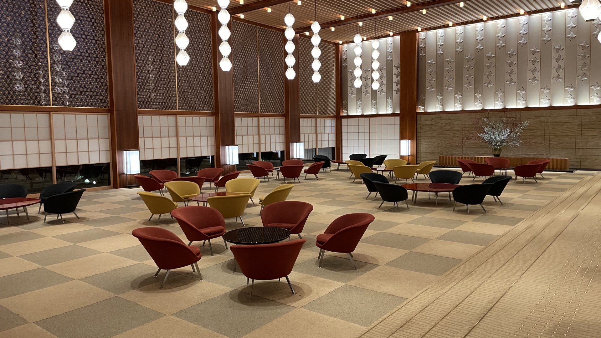 Die neue alte Lobby des Hotels Okura in Tokio.