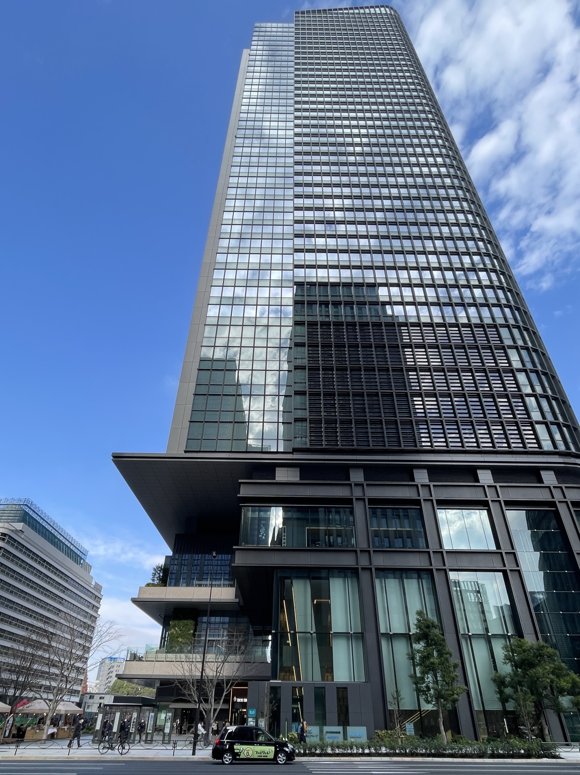 Der 2021 eröffnete Tokiwabashi Tower.