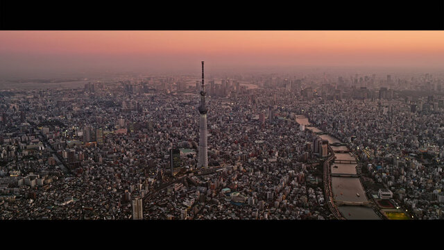 Das nächtliche Tokio von oben