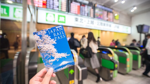 Japan Rail Pass: Online kaufen und Sitzplätze reservieren