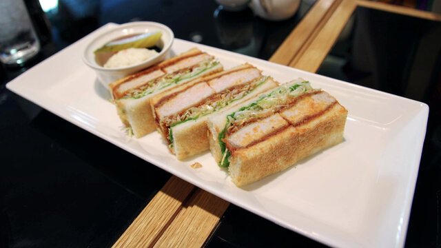 Katsu-Sando: Japans Schnitzel-Sandwich