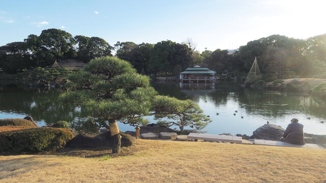 Kiyosumi-Teien: Ein Wandelgarten in Tokio